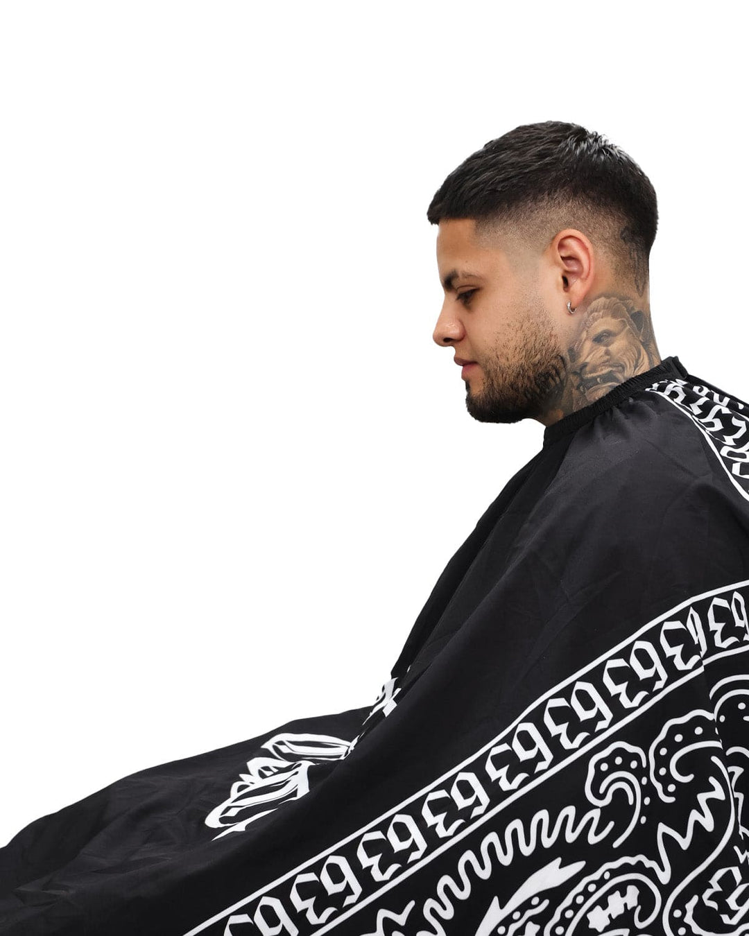 Faded Culture White Bandana Barber Cape #color_white