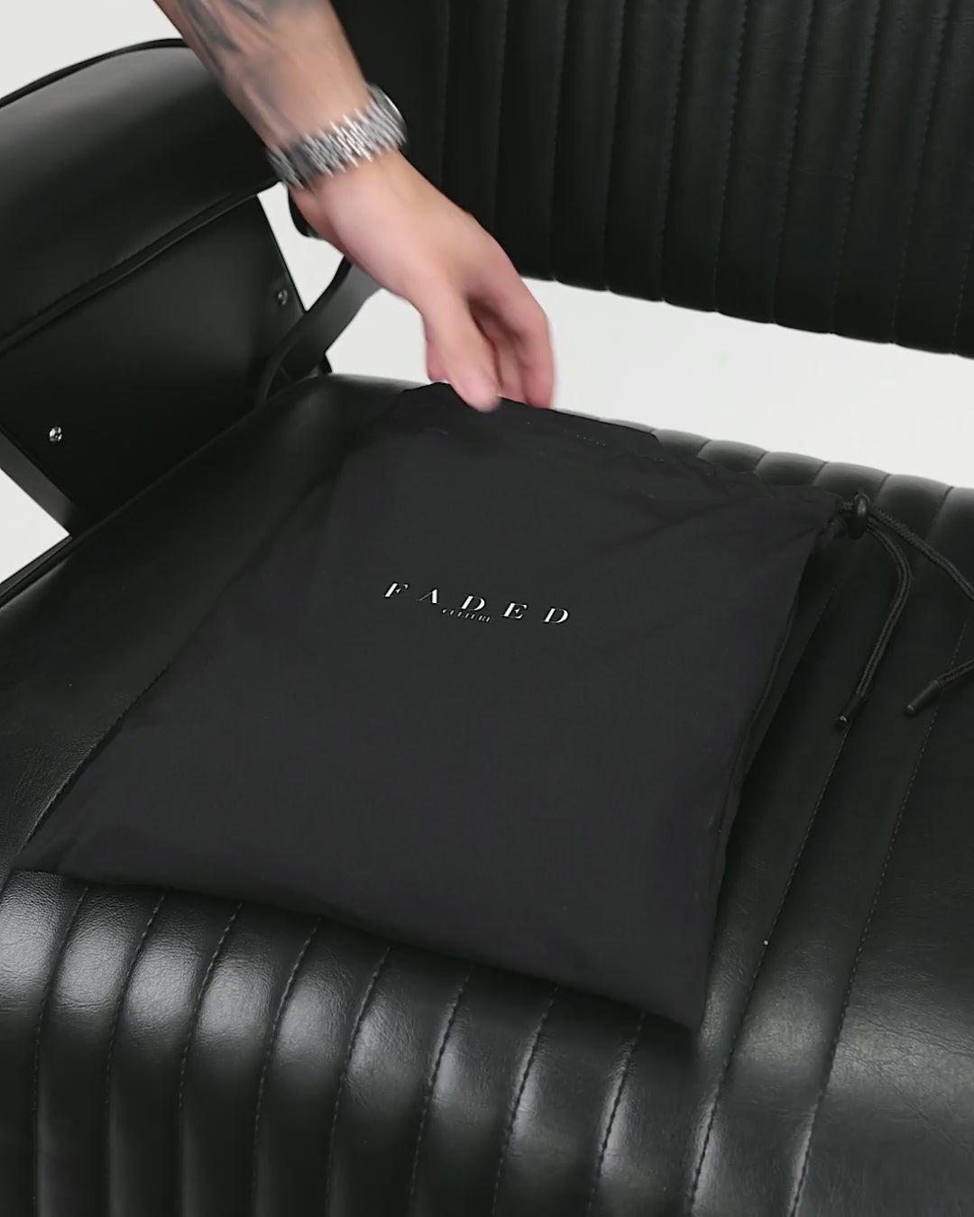 Faded Culture Black Barber Cape #color_black