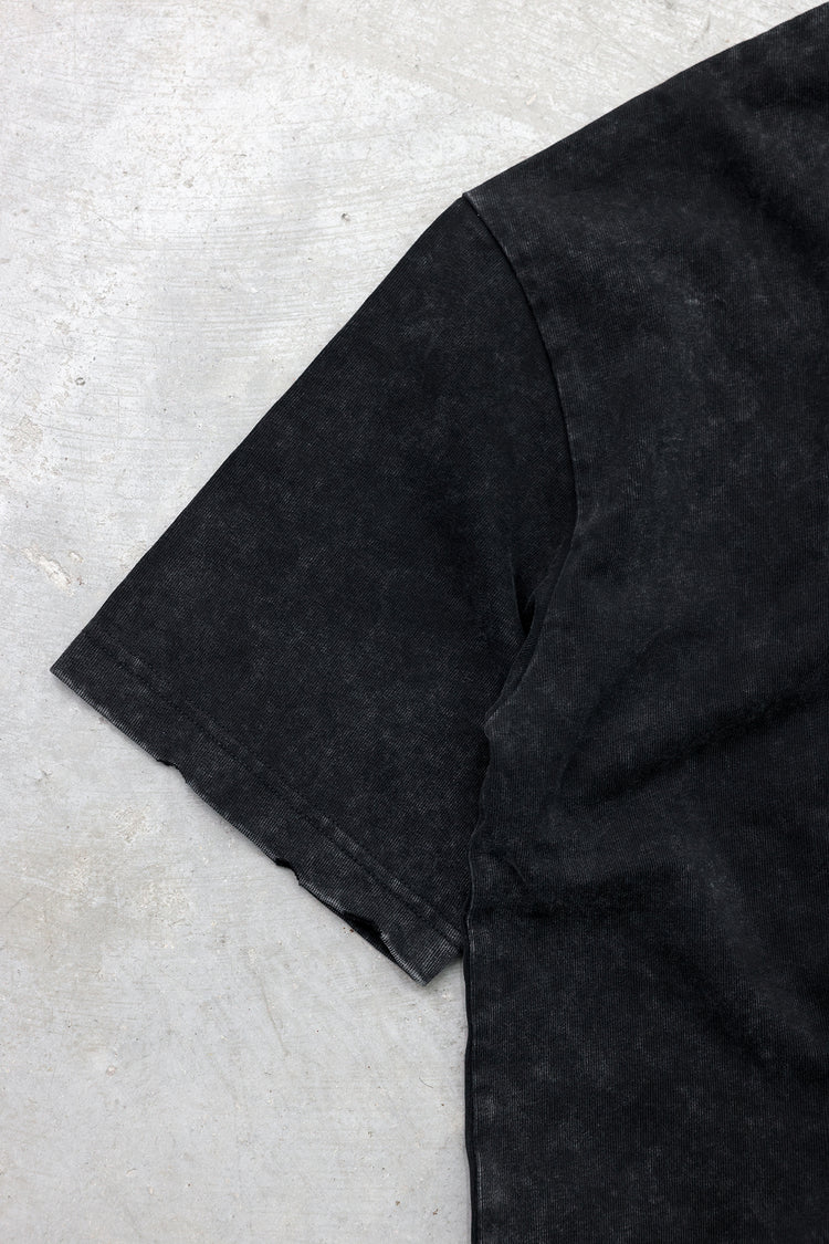 Snow-washed sleeve detail