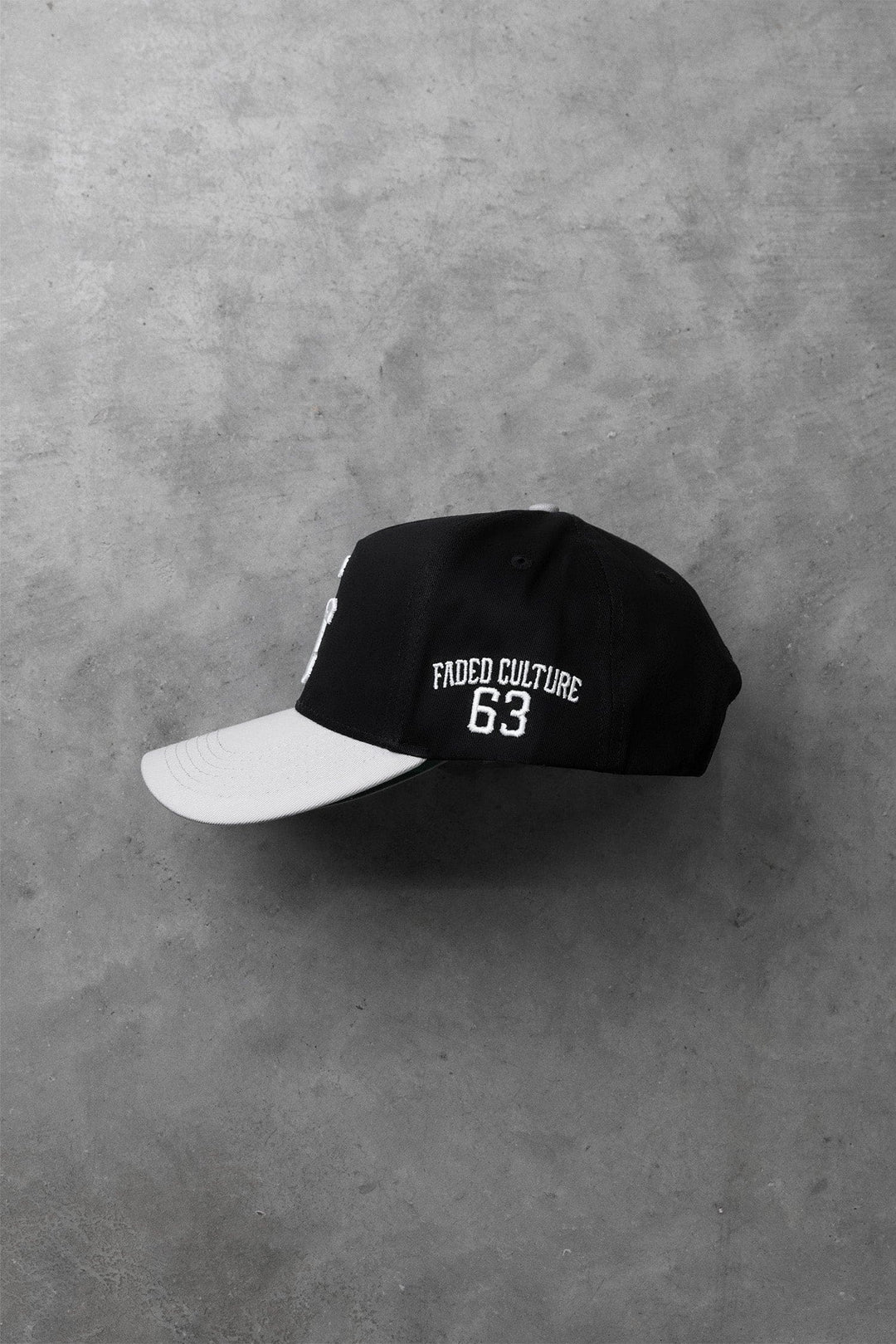 V2 Sport Snapback Cap